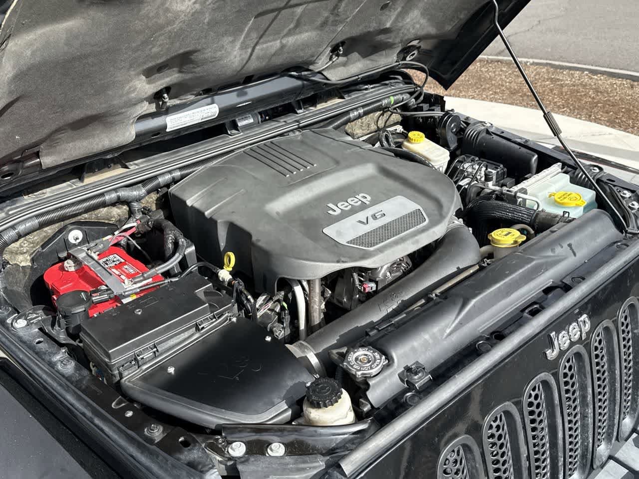Thumbnail: 2015 Jeep Wrangler - 7