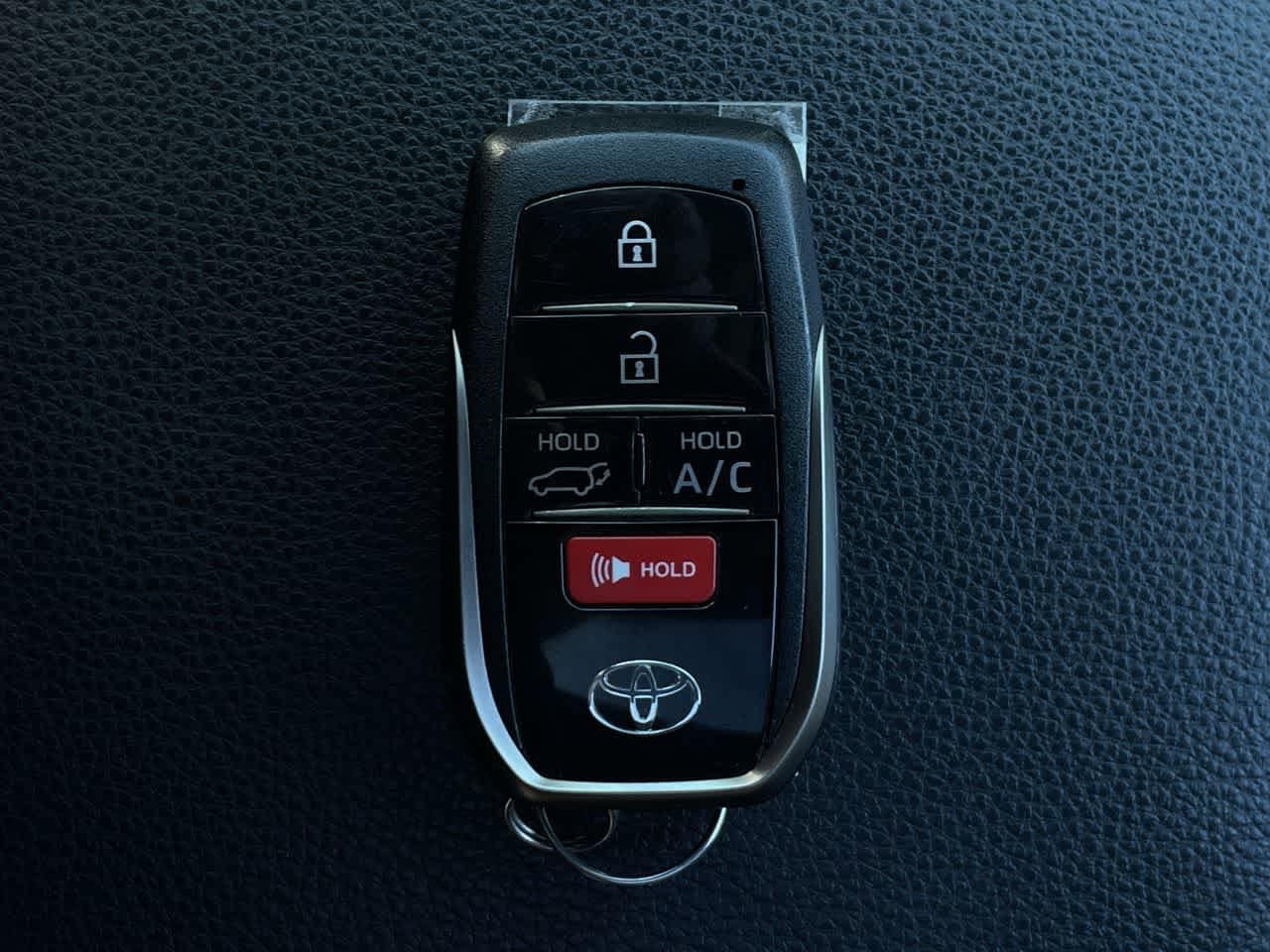 Thumbnail: 2023 Toyota RAV4 - 23