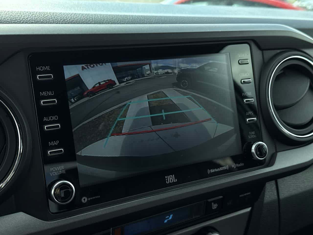 Thumbnail: 2022 Toyota Tacoma - 19