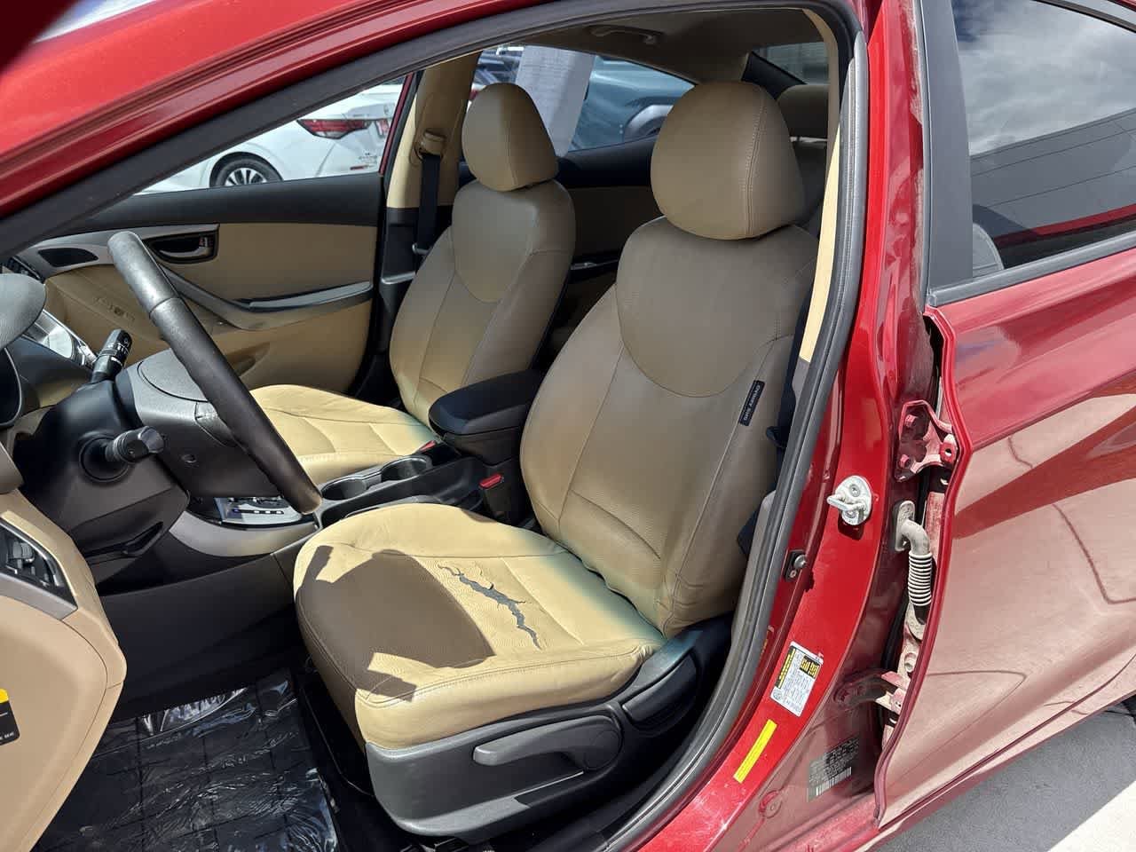Thumbnail: 2011 Hyundai Elantra - 11