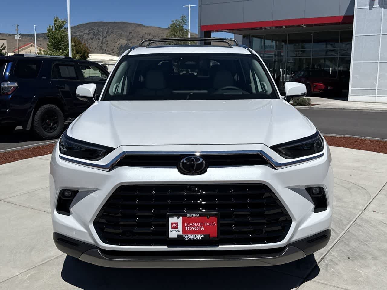 Thumbnail: 2026 Toyota Grand Highlander - 3