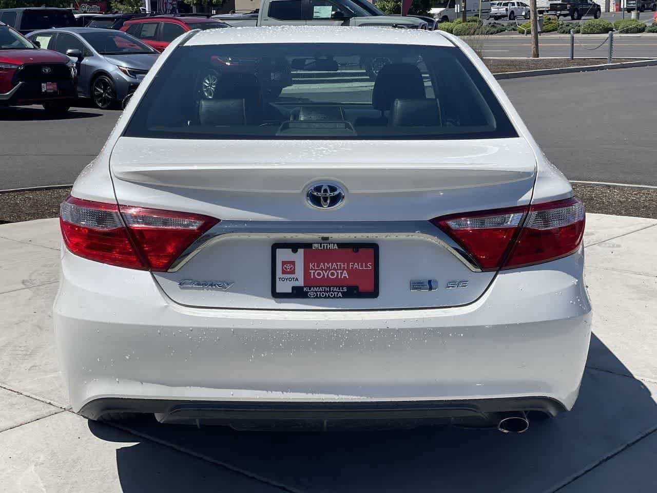 Thumbnail: 2016 Toyota Camry - 4