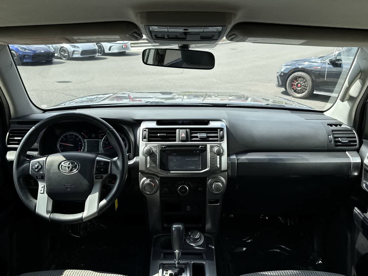 Thumbnail: 2018 Toyota 4Runner - 15