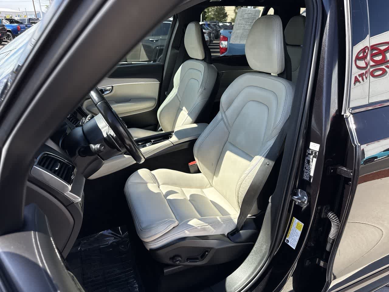 2020 Volvo XC90 R-Design - Photo 10