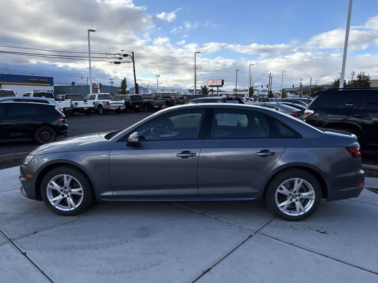 Thumbnail: 2018 Audi A4 - 2