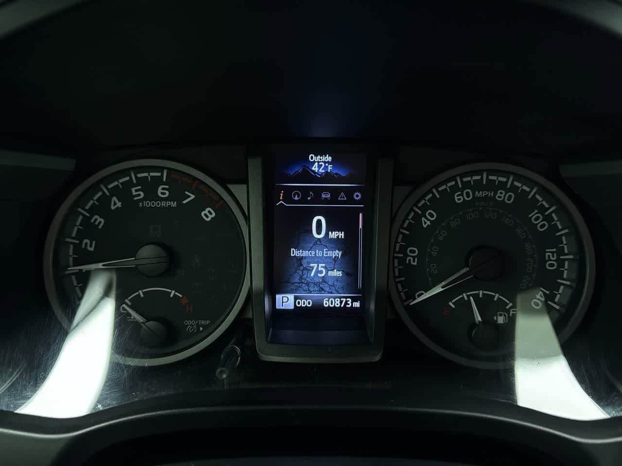 Thumbnail: 2020 Toyota Tacoma - 17