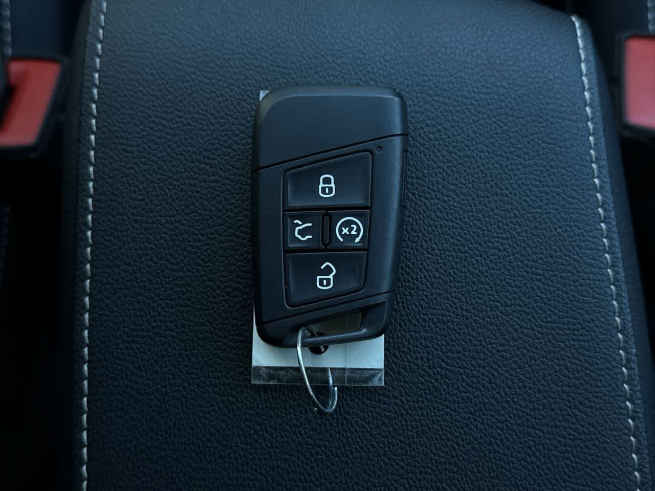 Thumbnail: 2022 Volkswagen Taos - 23