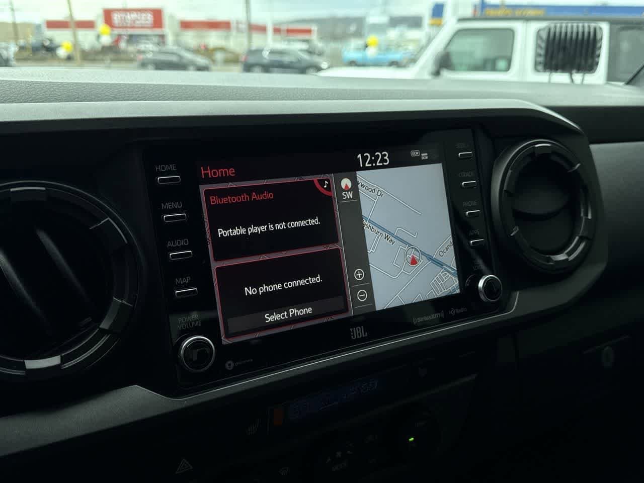 Thumbnail: 2020 Toyota Tacoma - 18