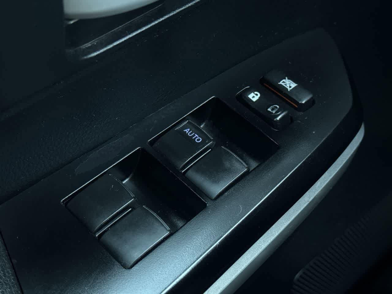 Thumbnail: 2016 Toyota Tundra - 23