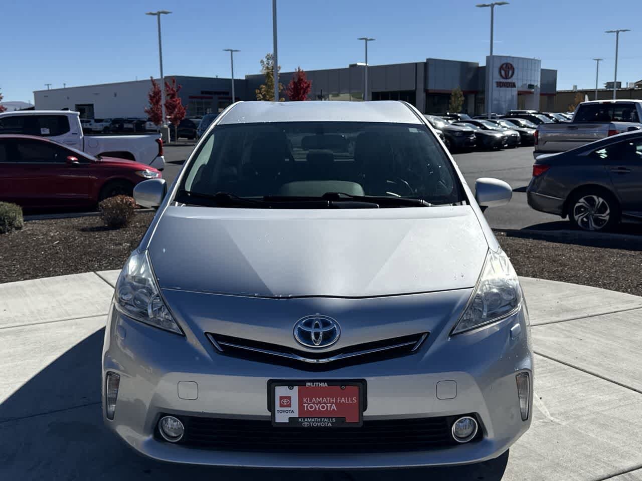 2013 Toyota Prius V Three photo 2