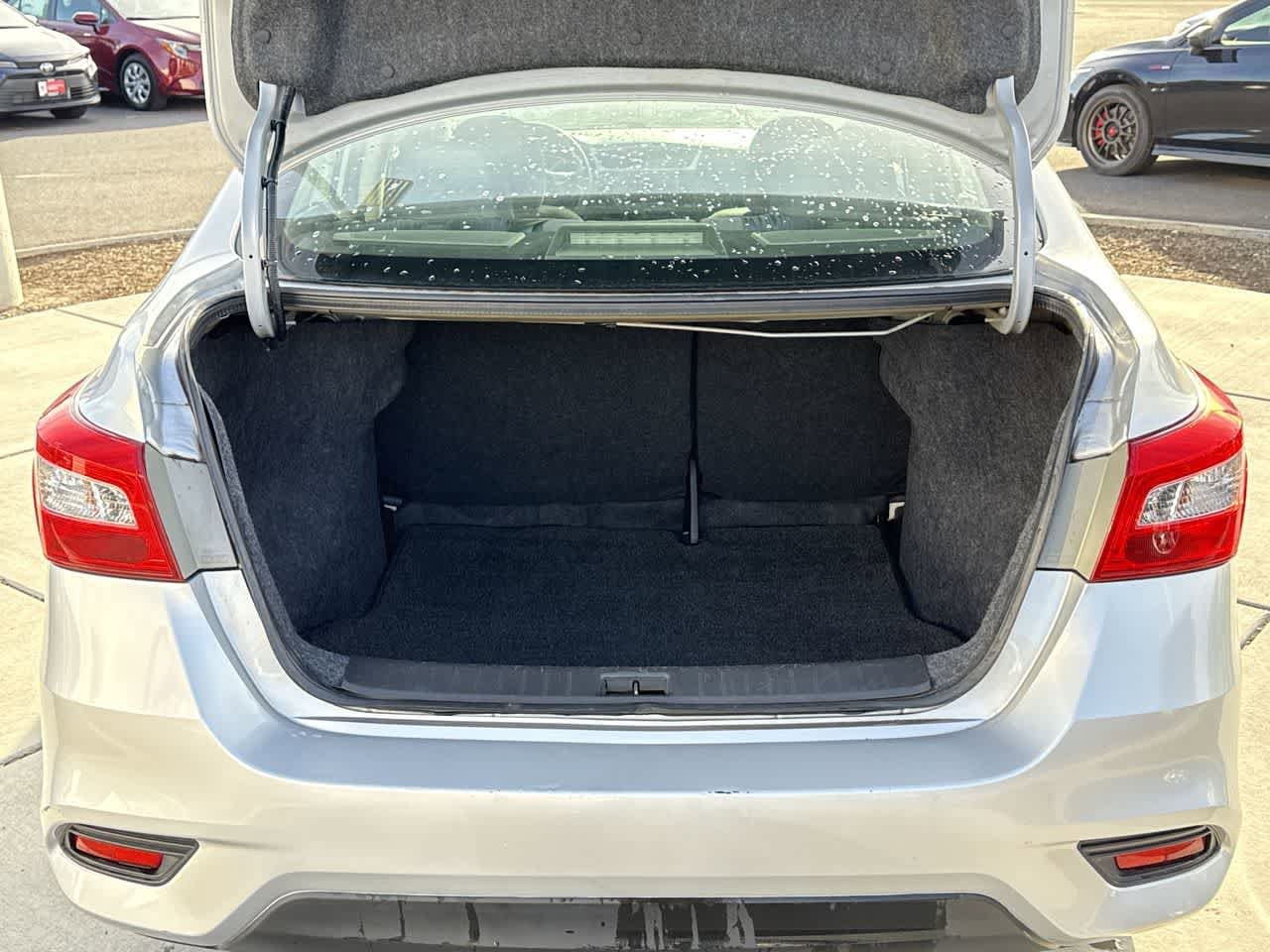 Thumbnail: 2019 Nissan Sentra - 6