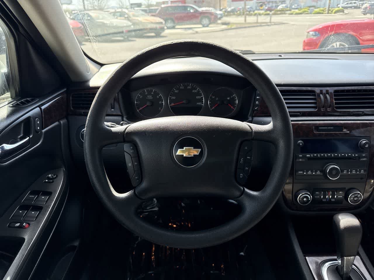 Thumbnail: 2015 Chevrolet Impala - 17