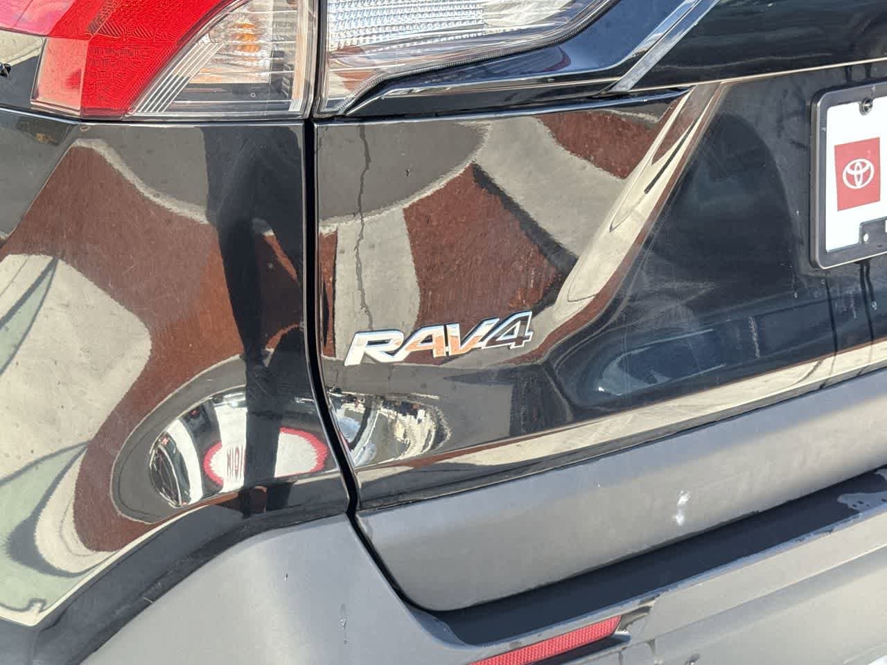 Thumbnail: 2025 Toyota RAV4 - 9