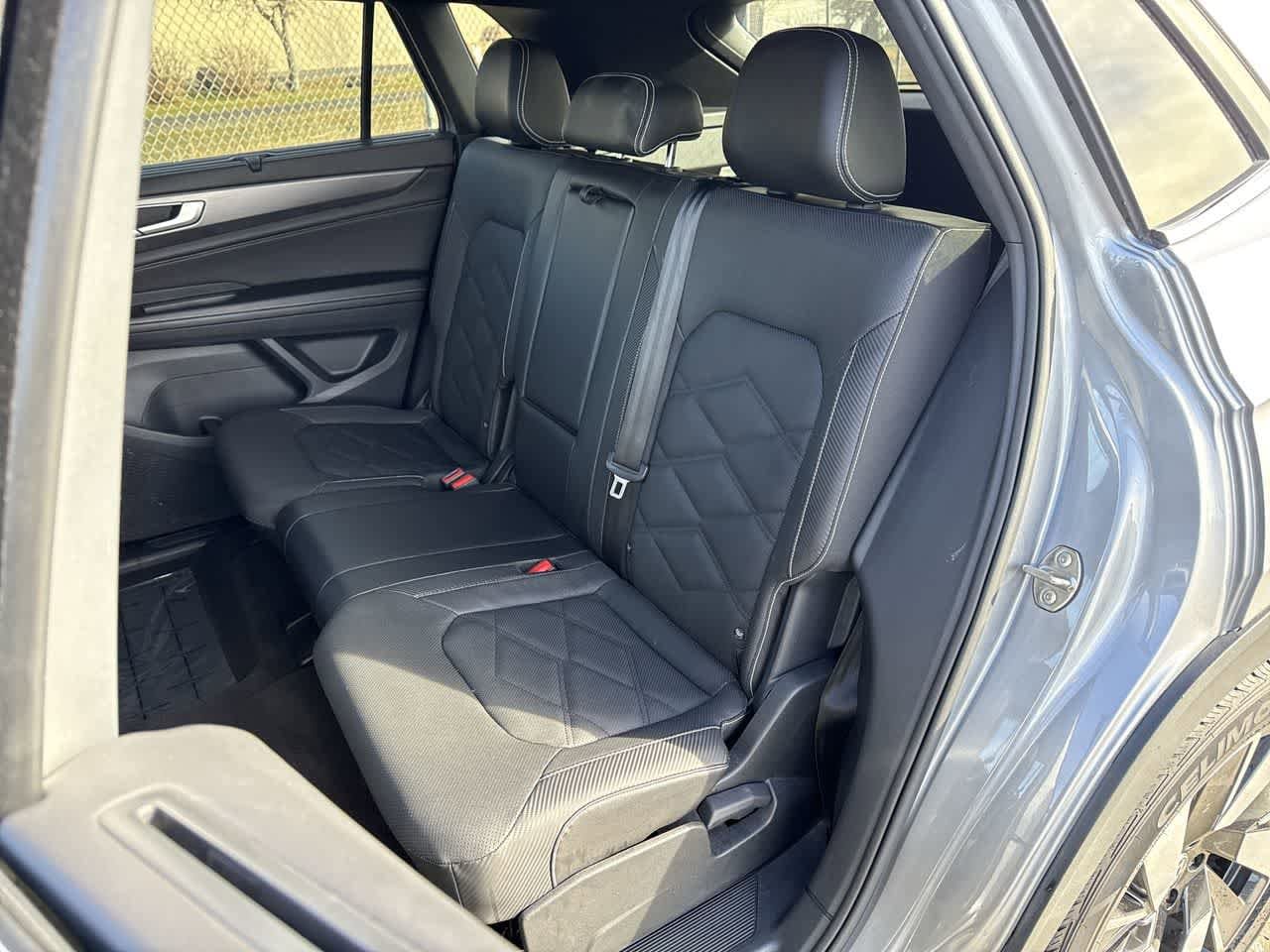 Thumbnail: 2024 Volkswagen Atlas - 12