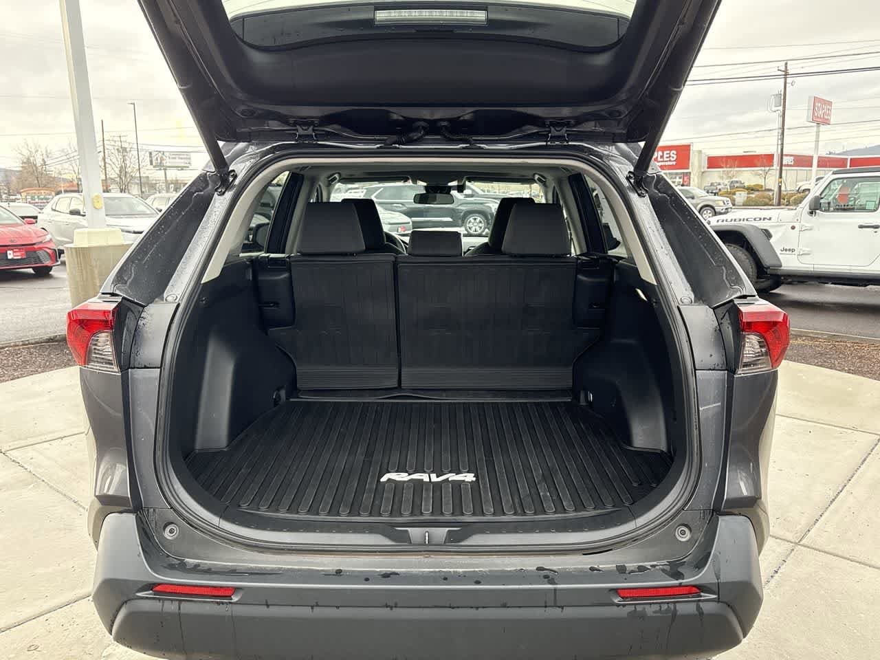 Thumbnail: 2023 Toyota RAV4 - 6