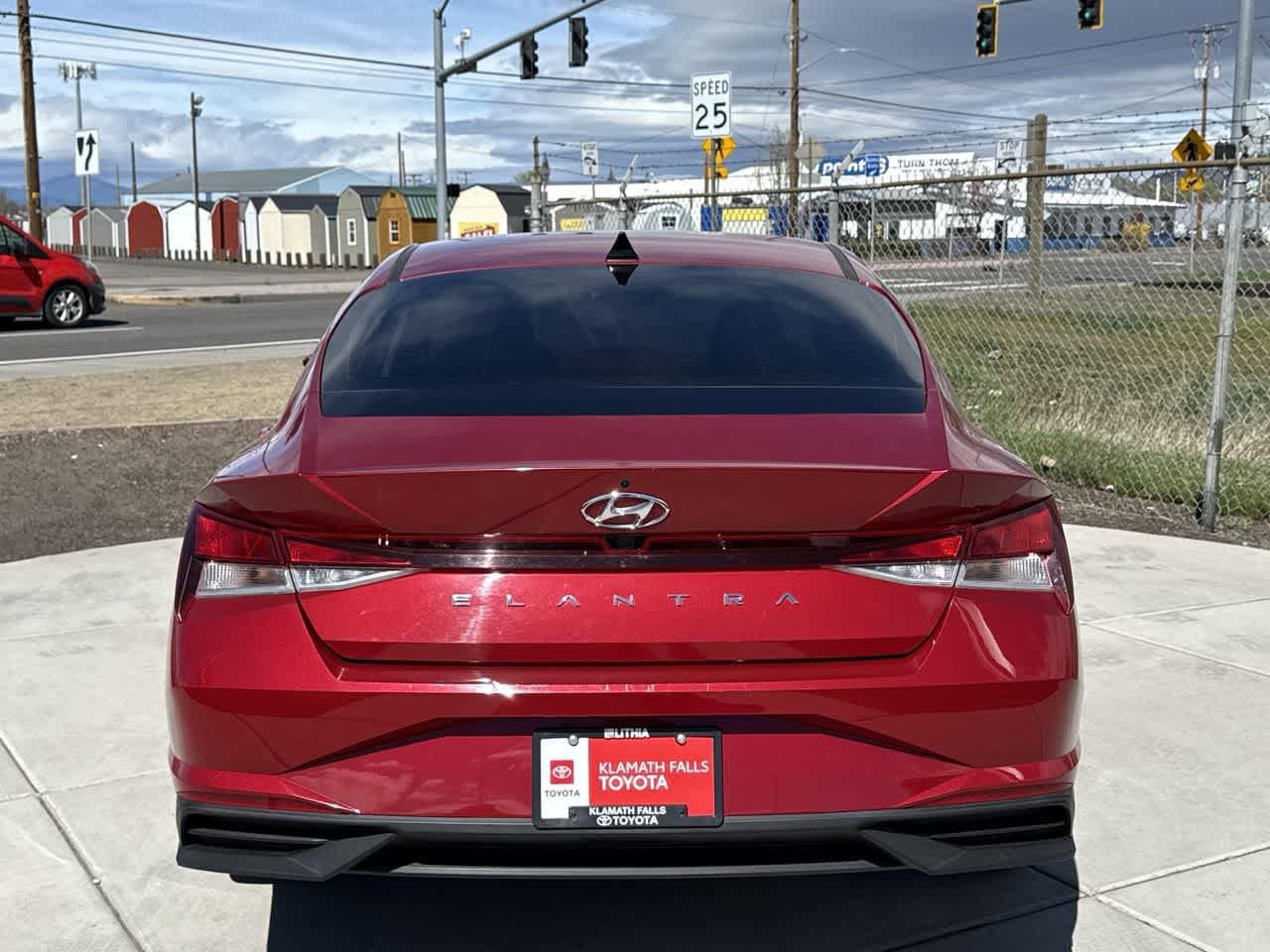 Thumbnail: 2023 Hyundai Elantra - 4