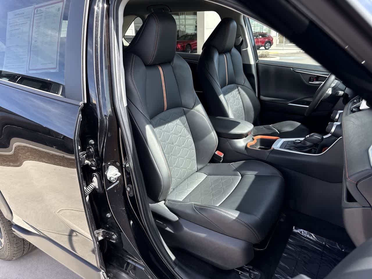 Thumbnail: 2024 Toyota RAV4 - 14