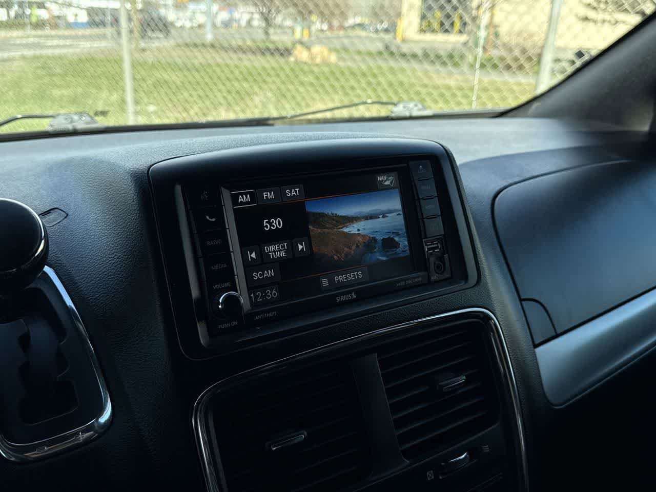 Thumbnail: 2019 Dodge Grand Caravan - 20