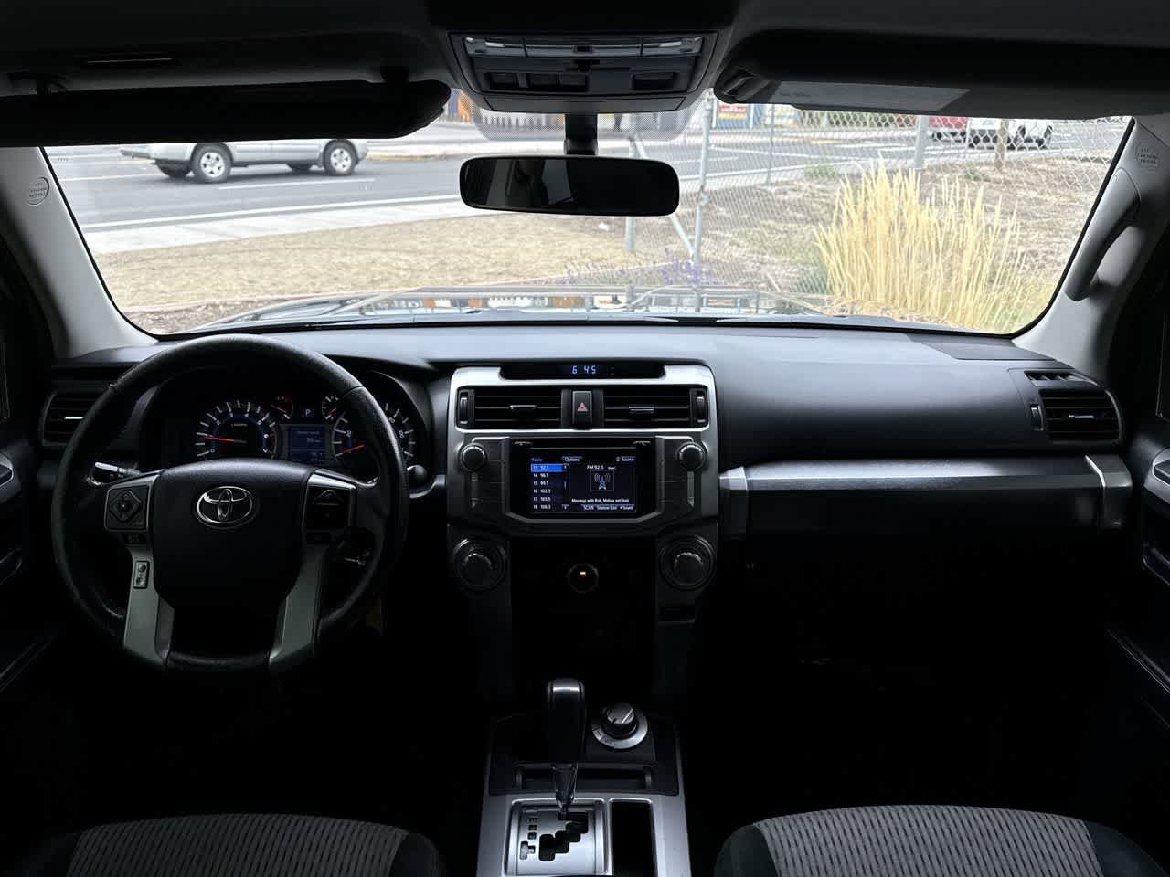 Thumbnail: 2016 Toyota 4Runner - 15