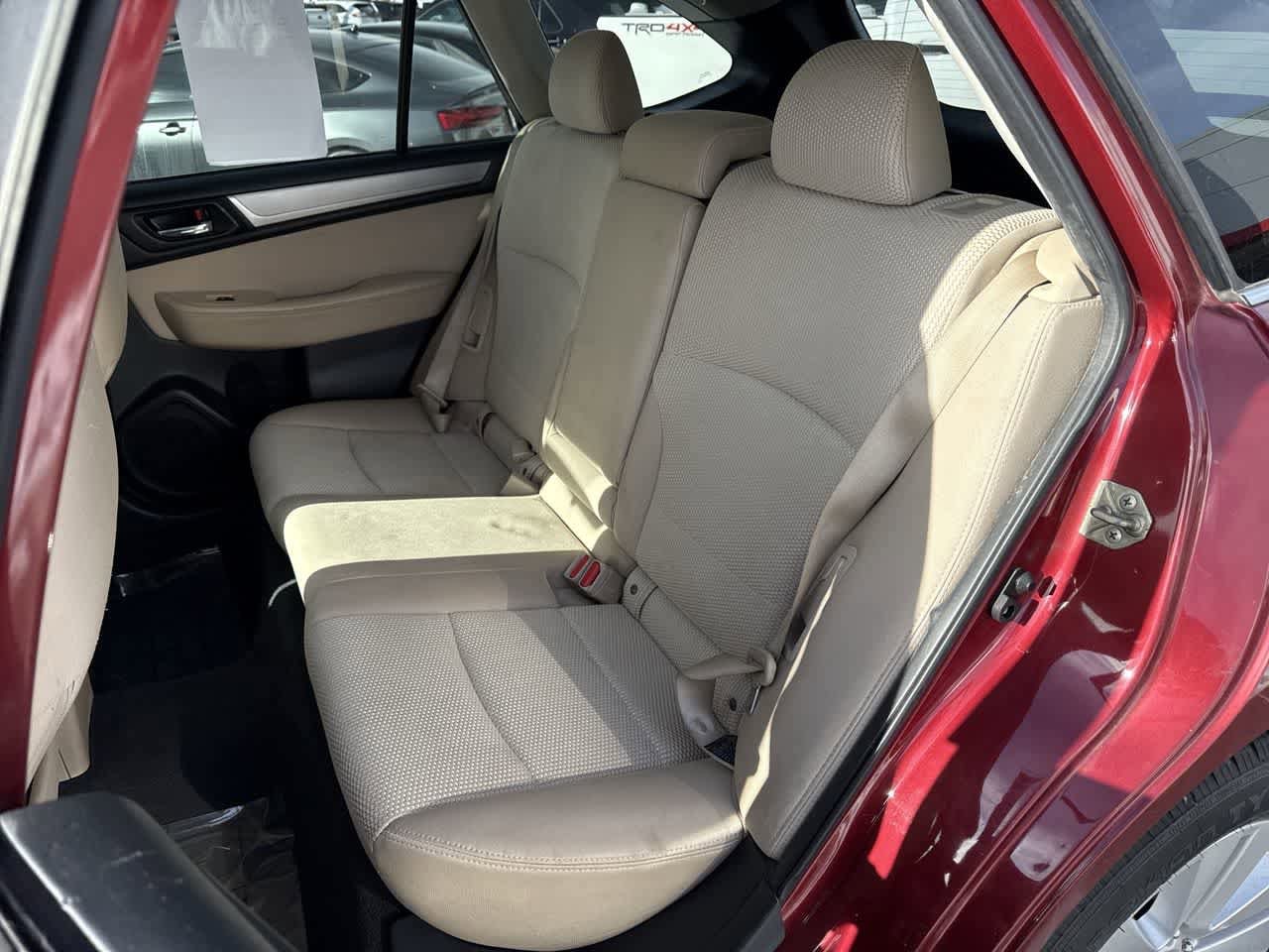 Thumbnail: 2015 Subaru Outback - 12