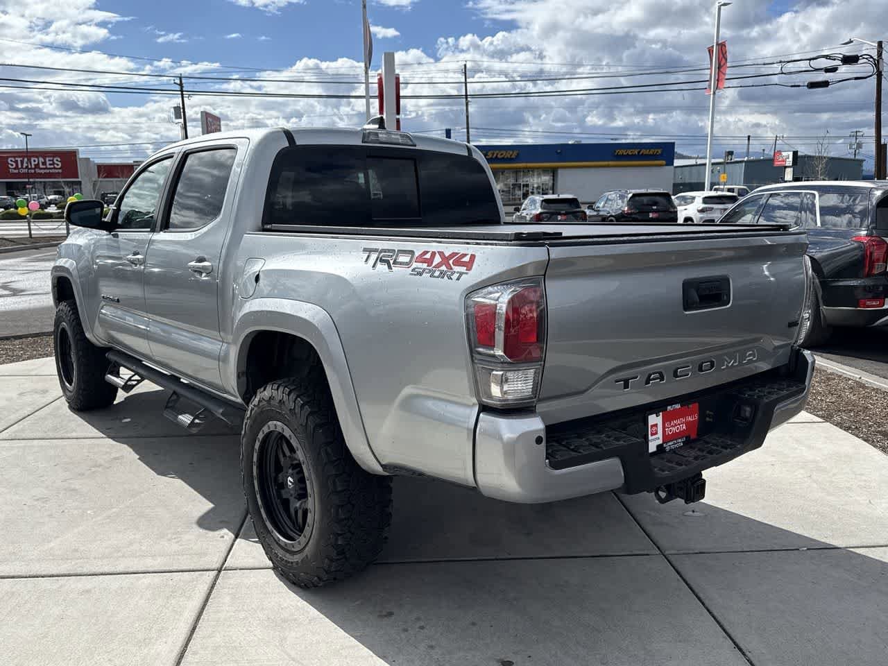 Thumbnail: 2022 Toyota Tacoma - 5