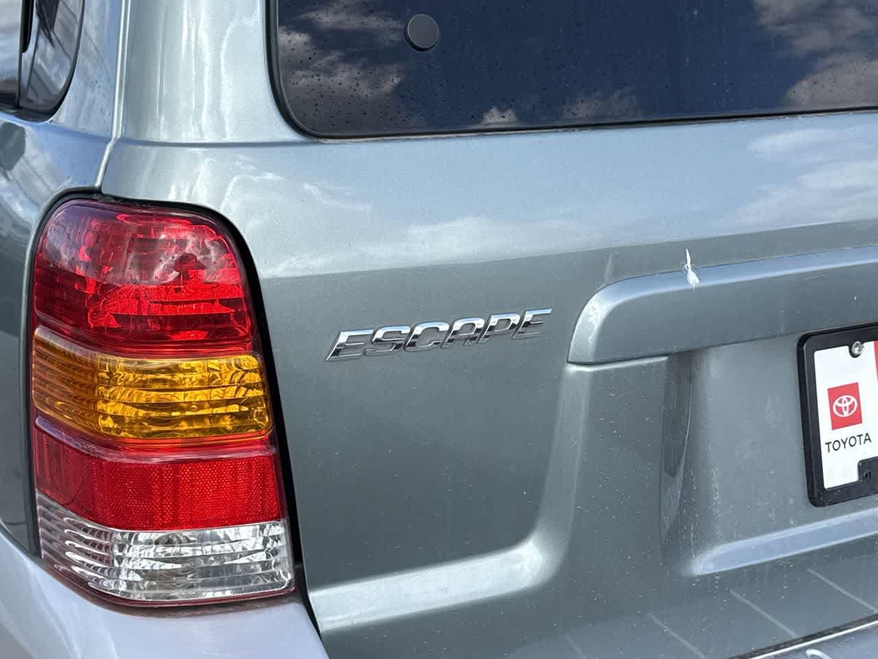 Thumbnail: 2006 Ford Escape - 9