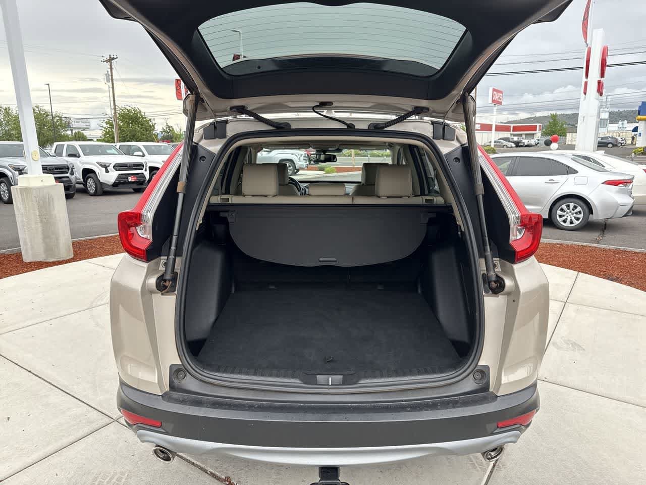 Thumbnail: 2017 Honda CR-V - 6
