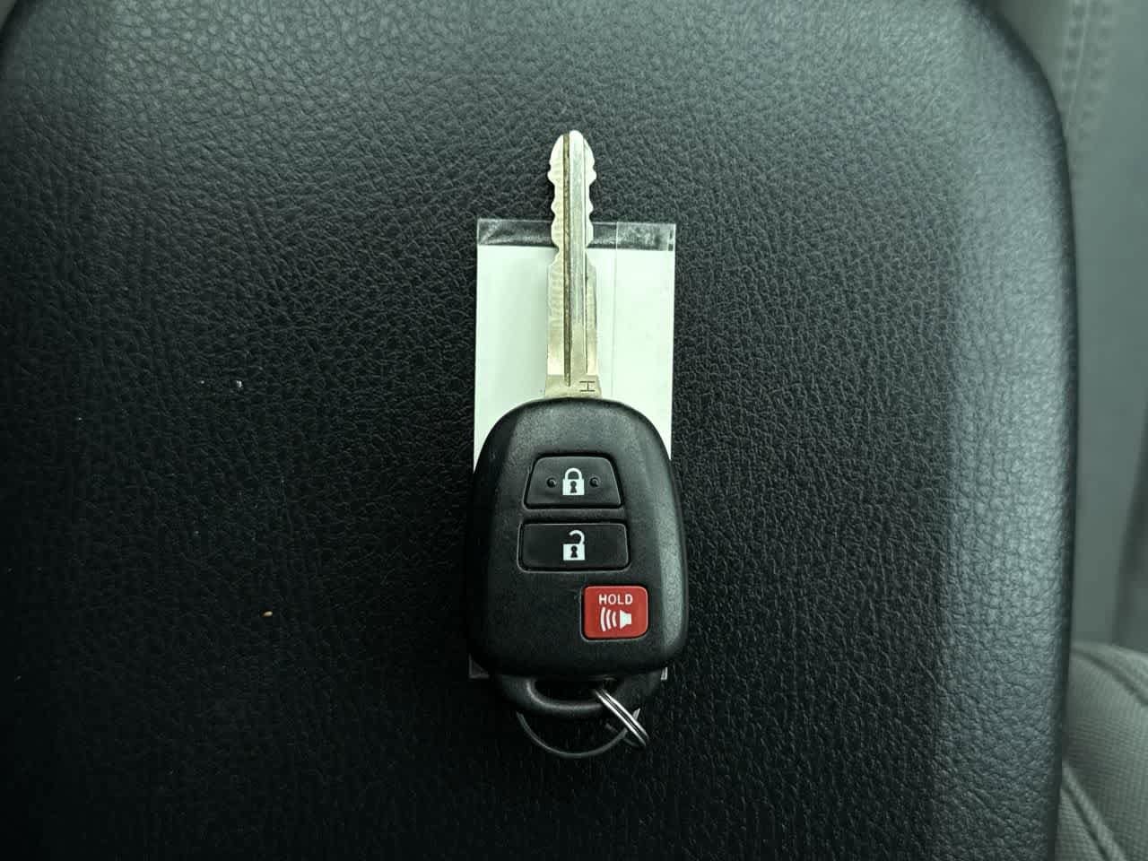 Thumbnail: 2022 Toyota Tacoma - 23