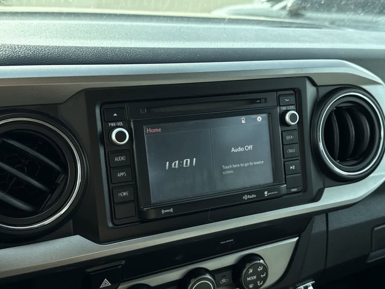 Thumbnail: 2019 Toyota Tacoma - 18