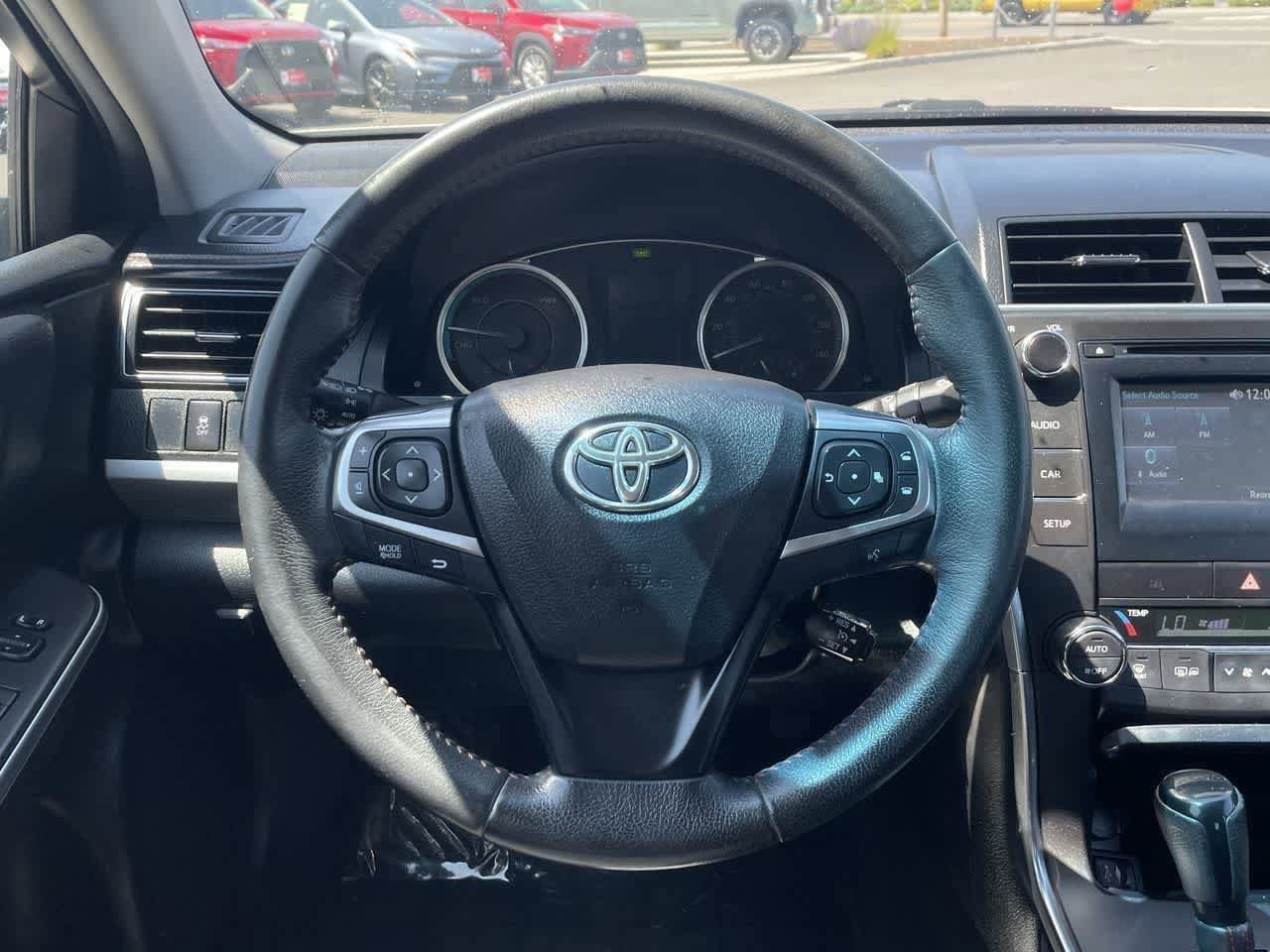 Thumbnail: 2016 Toyota Camry - 15
