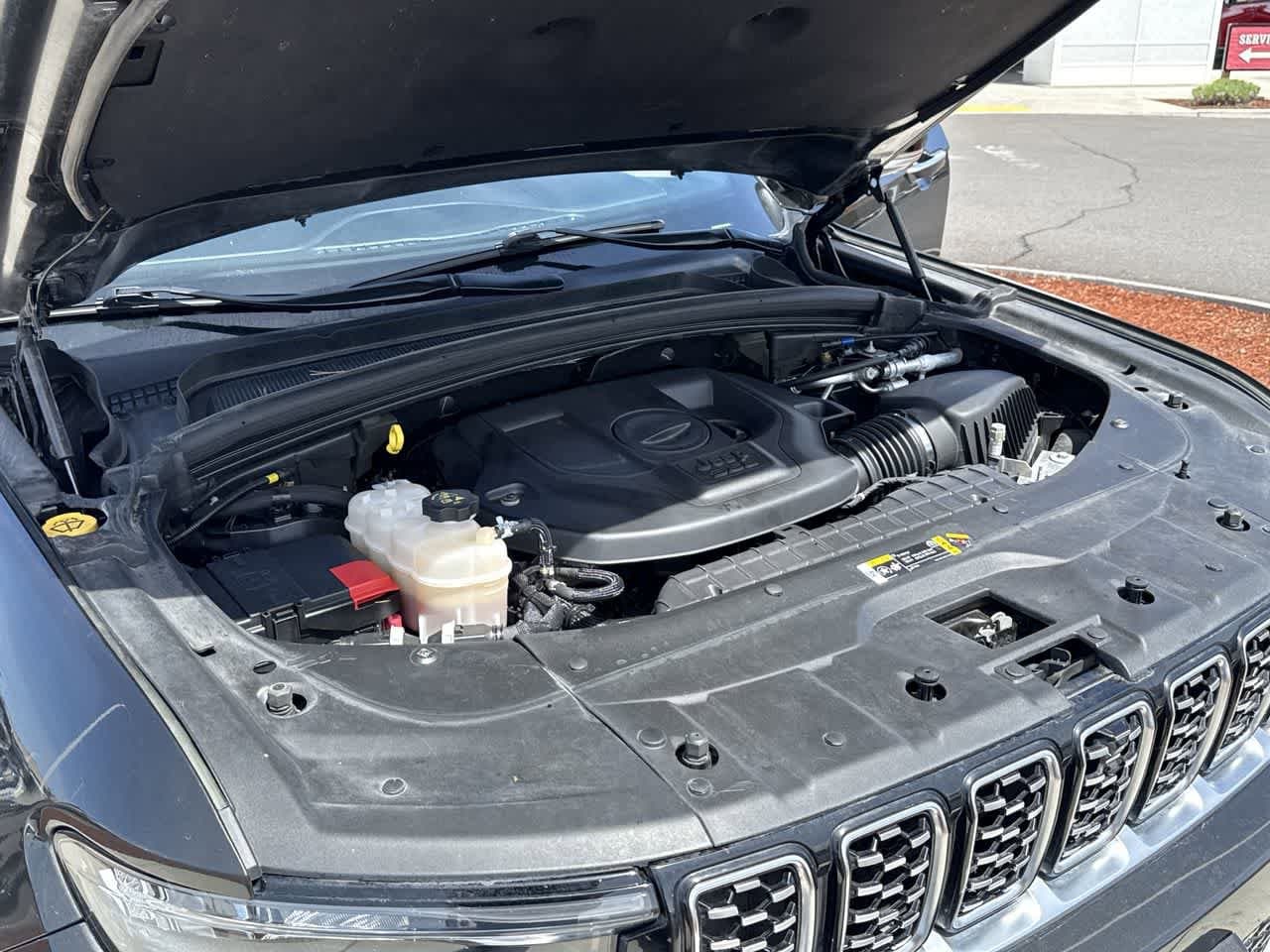Thumbnail: 2023 Jeep Grand Cherokee - 7
