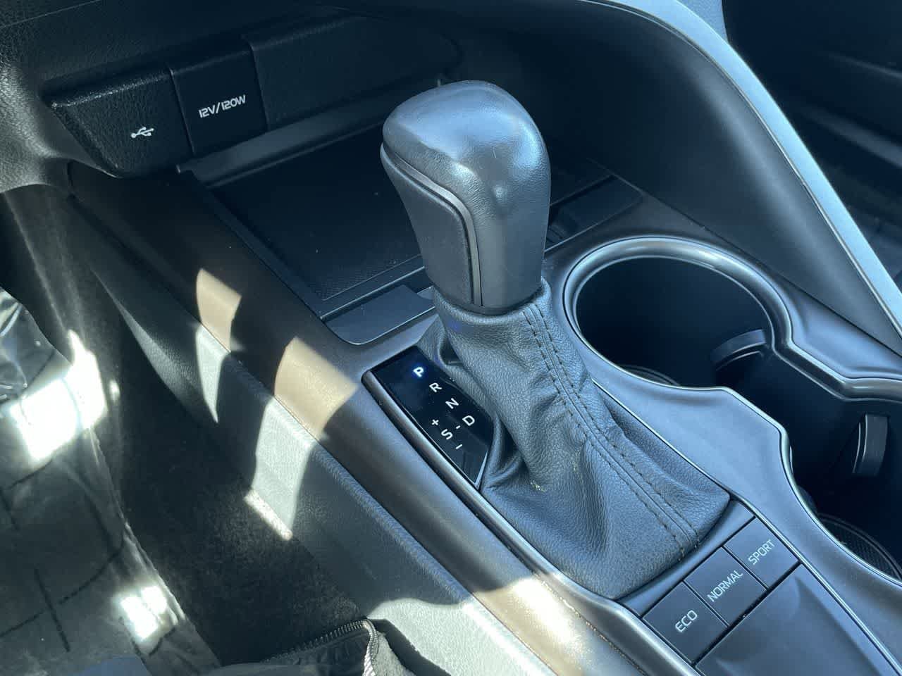 2023 Toyota Camry SE 20