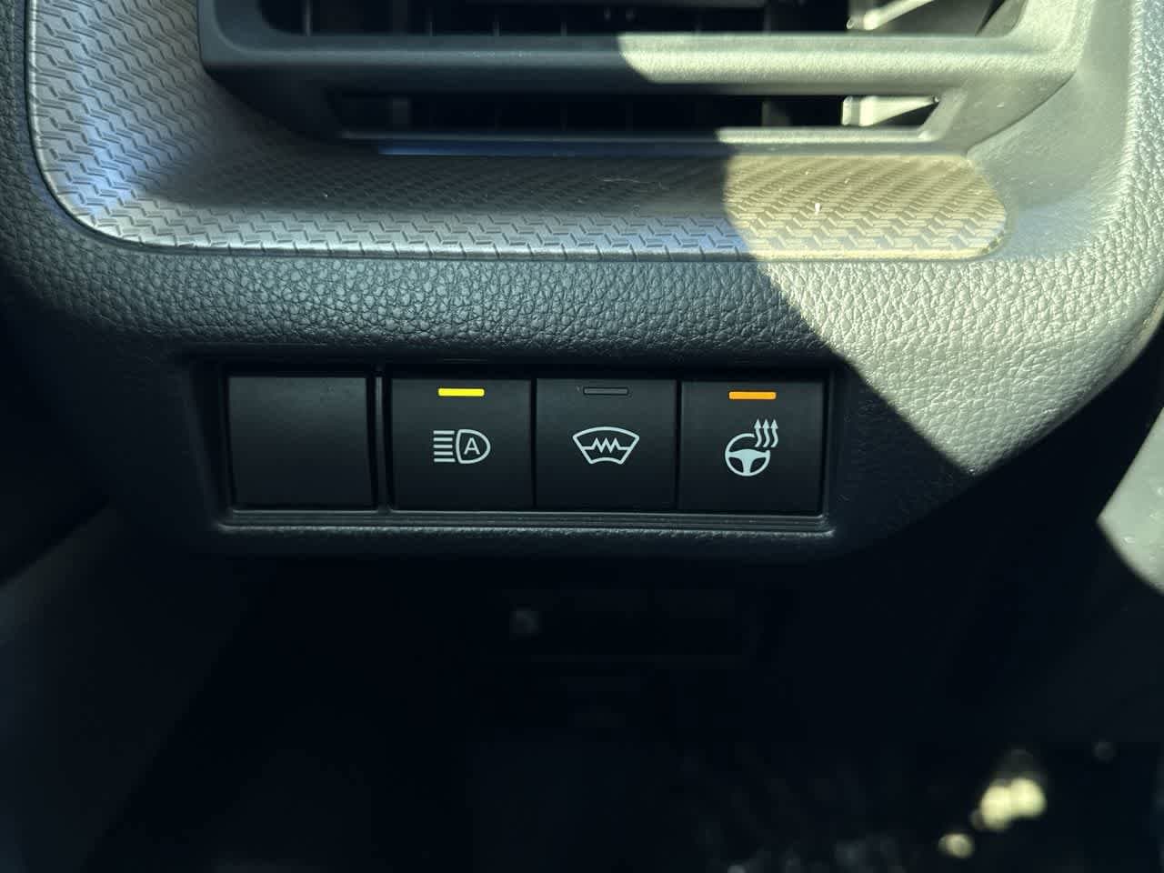 Thumbnail: 2023 Toyota Prius - 21