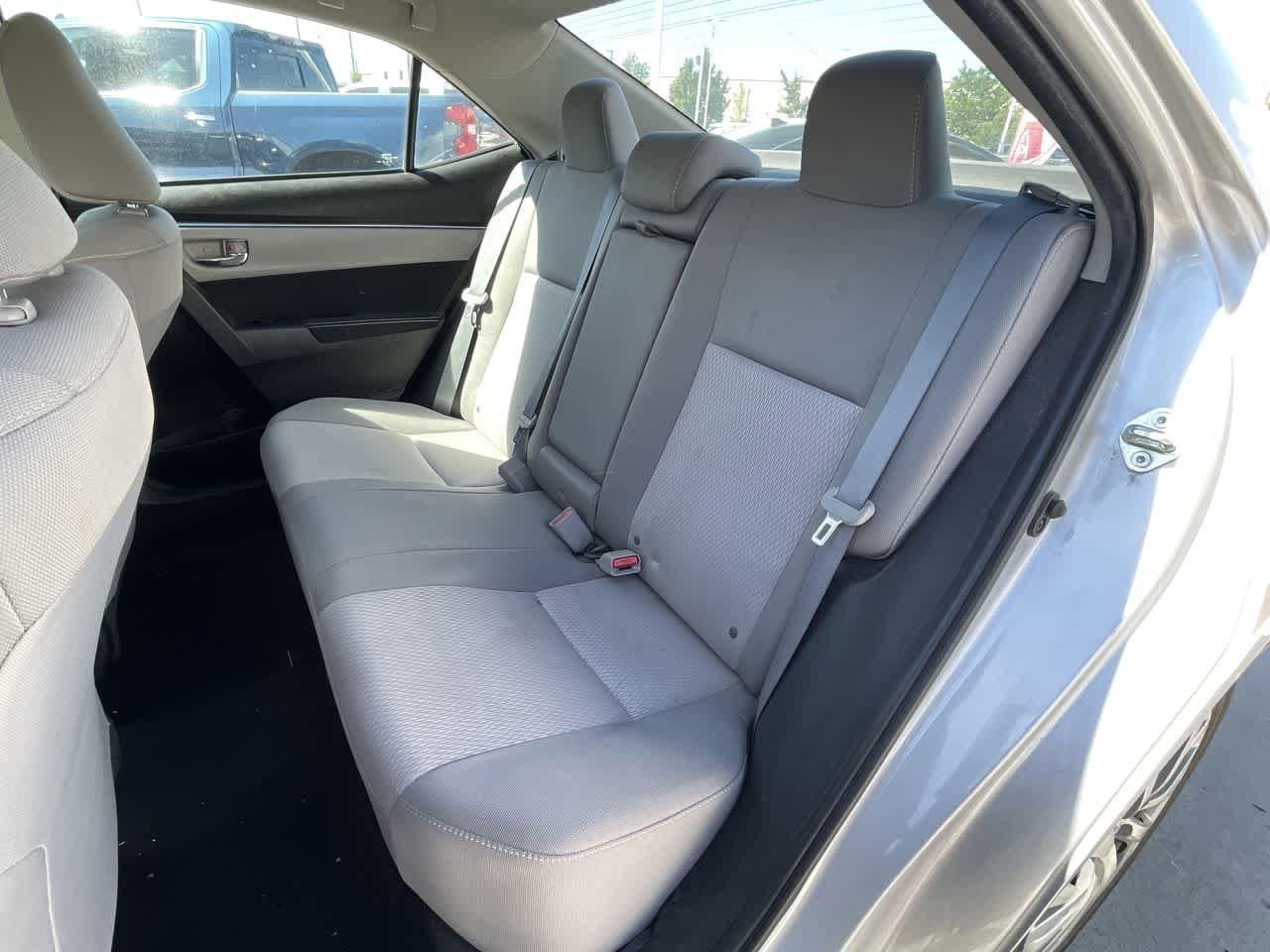 Thumbnail: 2015 Toyota Corolla - 12