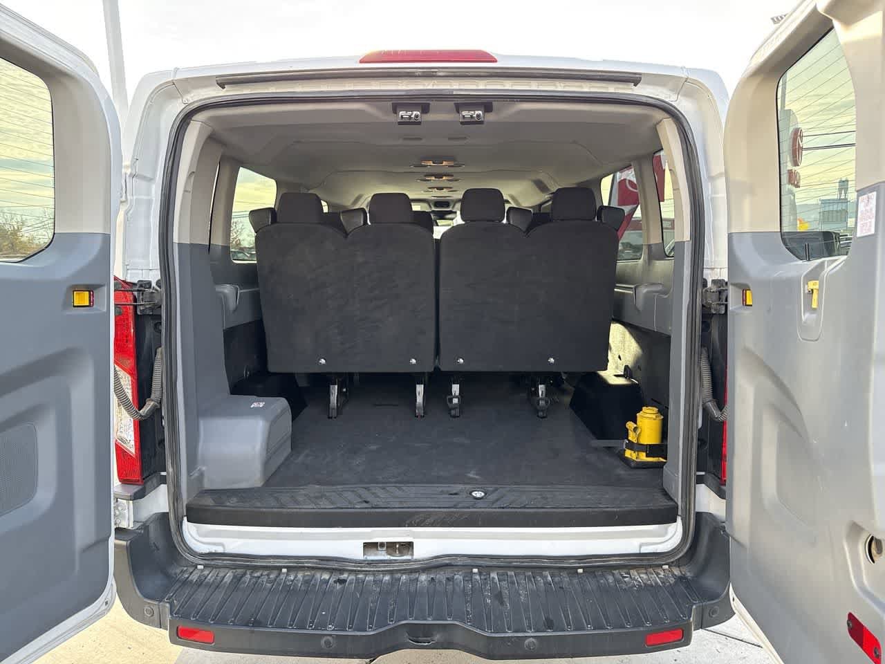 Thumbnail: 2016 Ford Transit Series - 6