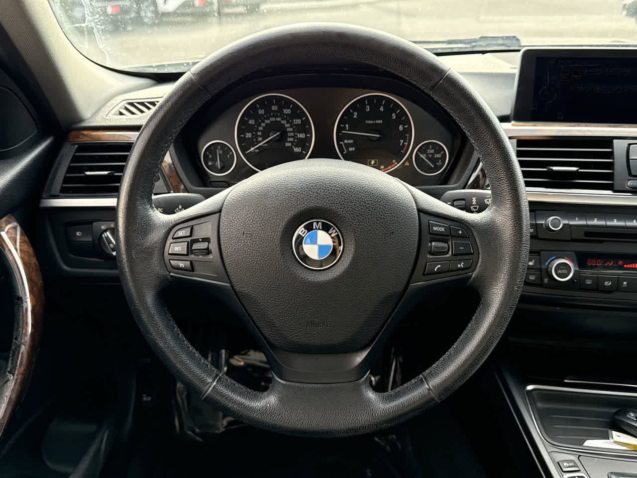 Thumbnail: 2014 BMW 3 Series - 16