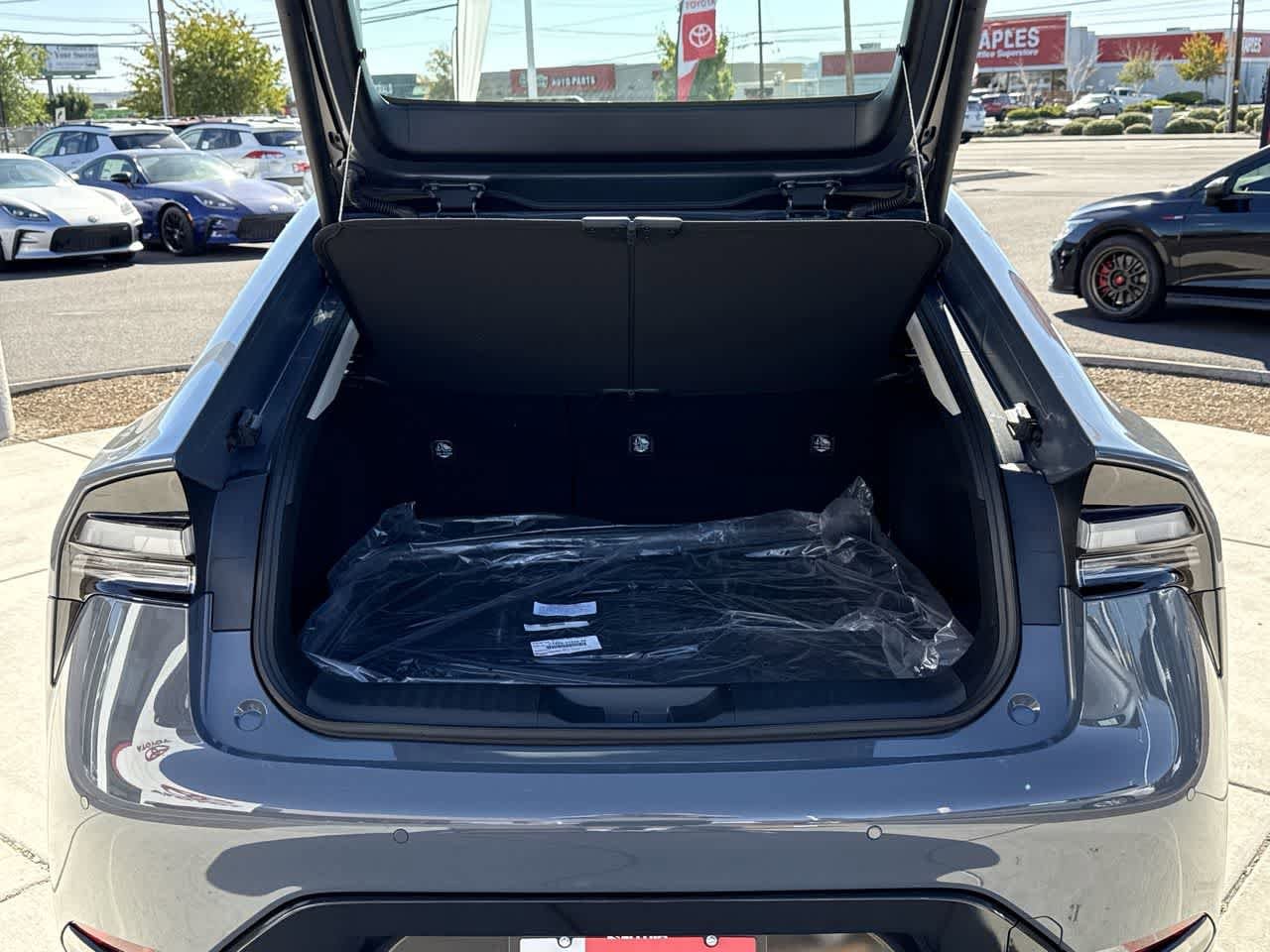 Thumbnail: 2026 Toyota Prius - 6