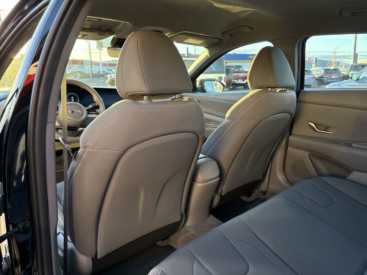 Thumbnail: 2023 Hyundai Elantra - 13