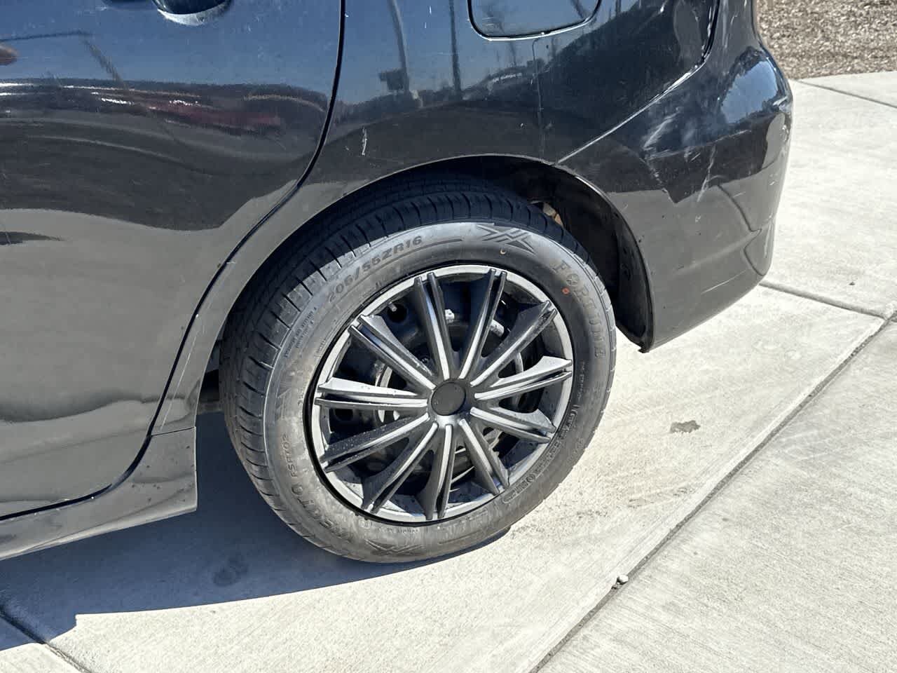 Thumbnail: 2011 Toyota Matrix - 8