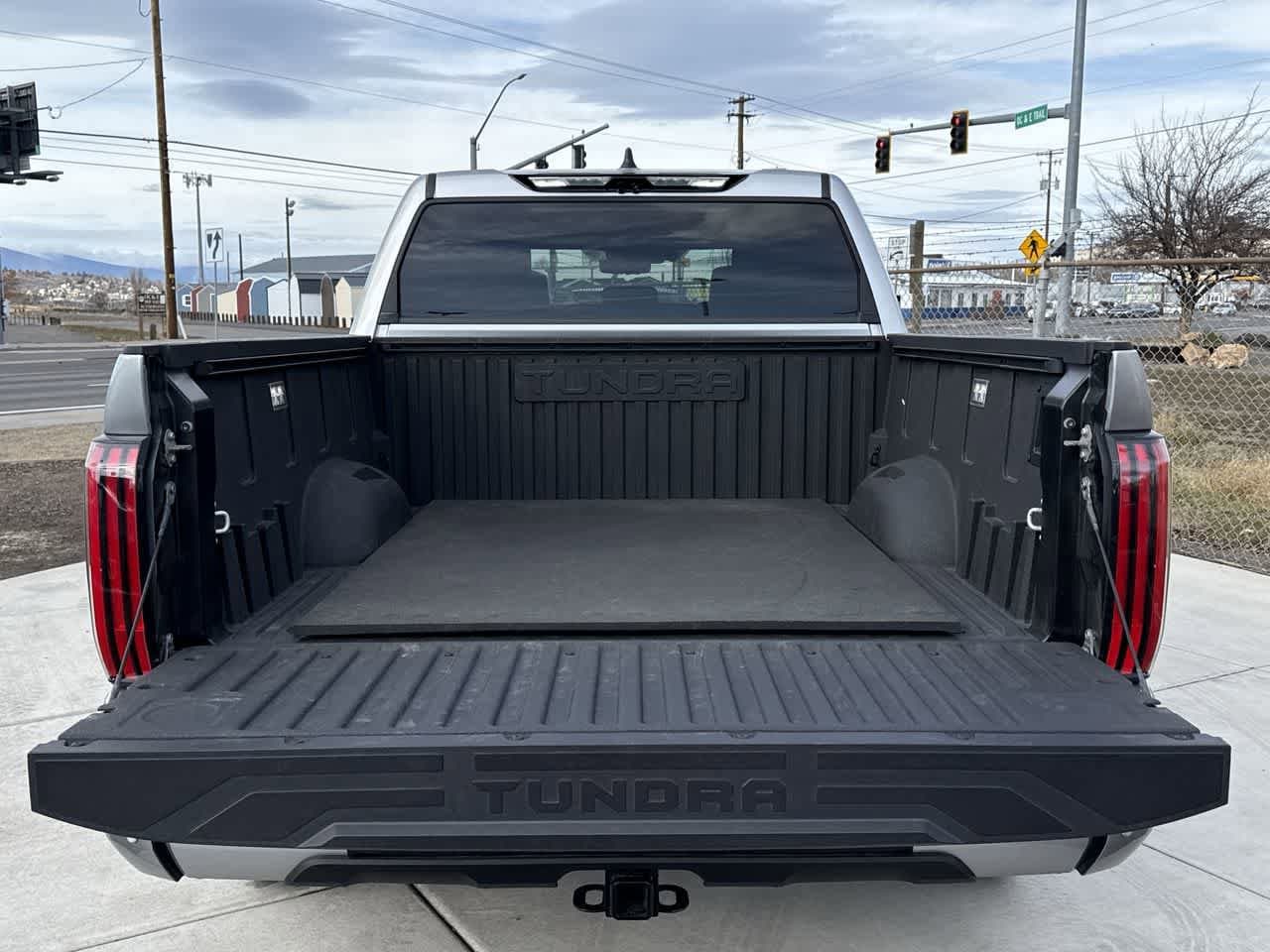 Thumbnail: 2024 Toyota Tundra - 6