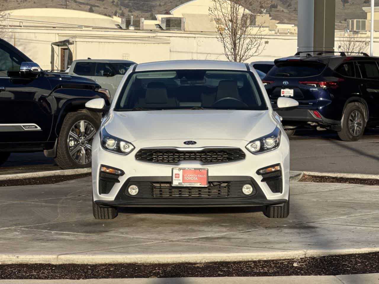 Thumbnail: 2021 Kia Forte - 3