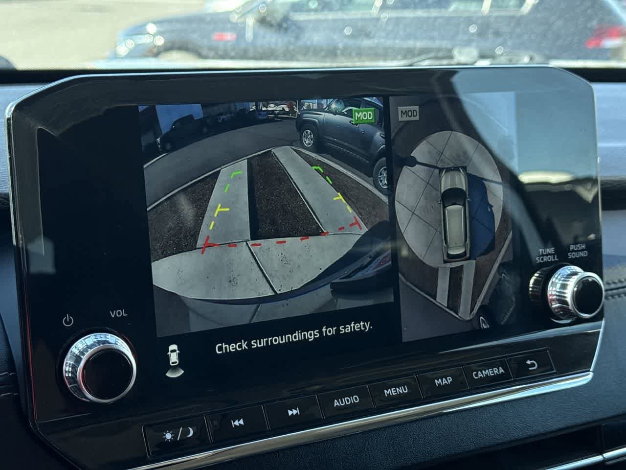 Thumbnail: 2022 Mitsubishi Outlander - 19