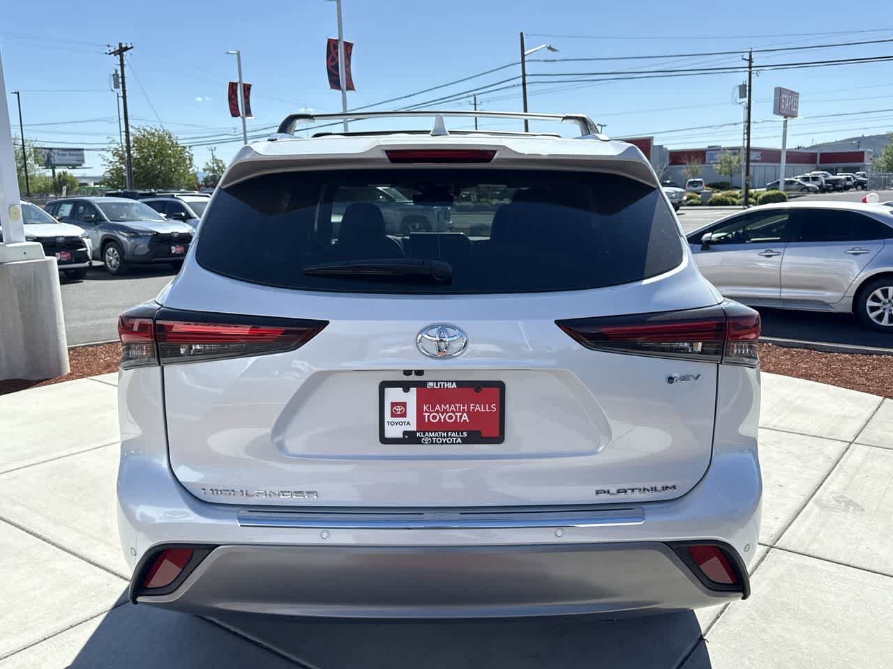 Thumbnail: 2026 Toyota Highlander - 4