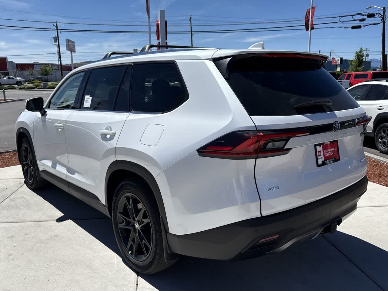 Thumbnail: 2026 Toyota Grand Highlander - 5