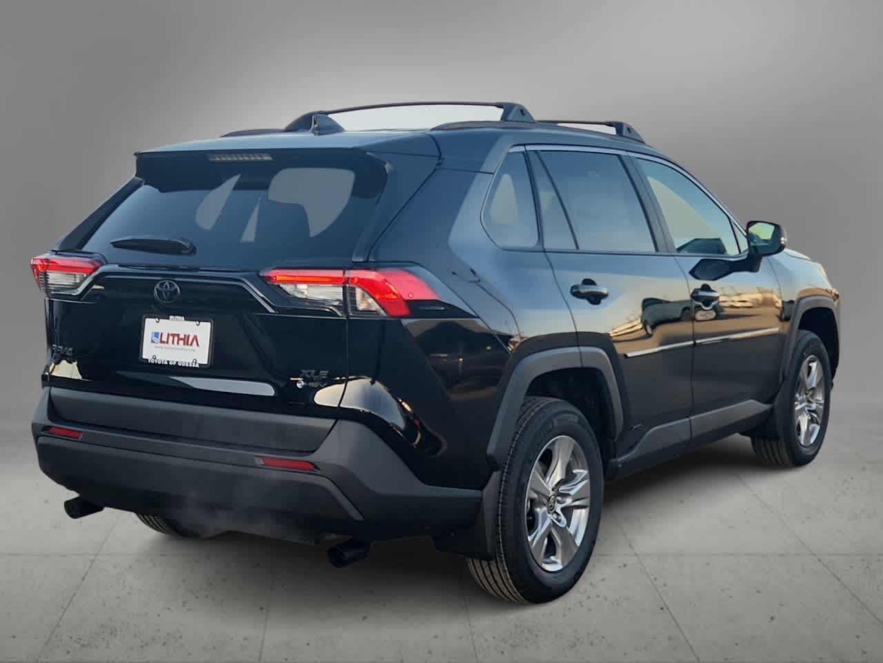 Thumbnail: 2025 Toyota RAV4 - 8