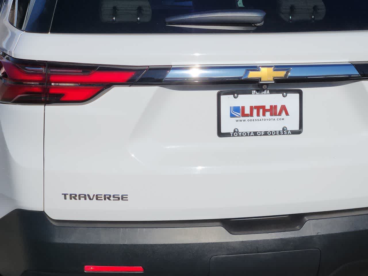 Thumbnail: 2022 Chevrolet Traverse - 11