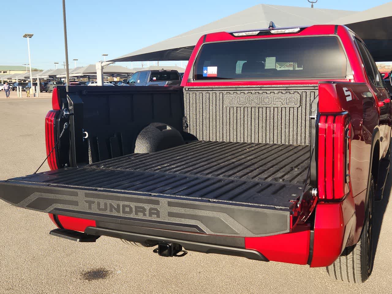 Thumbnail: 2026 Toyota Tundra - 23