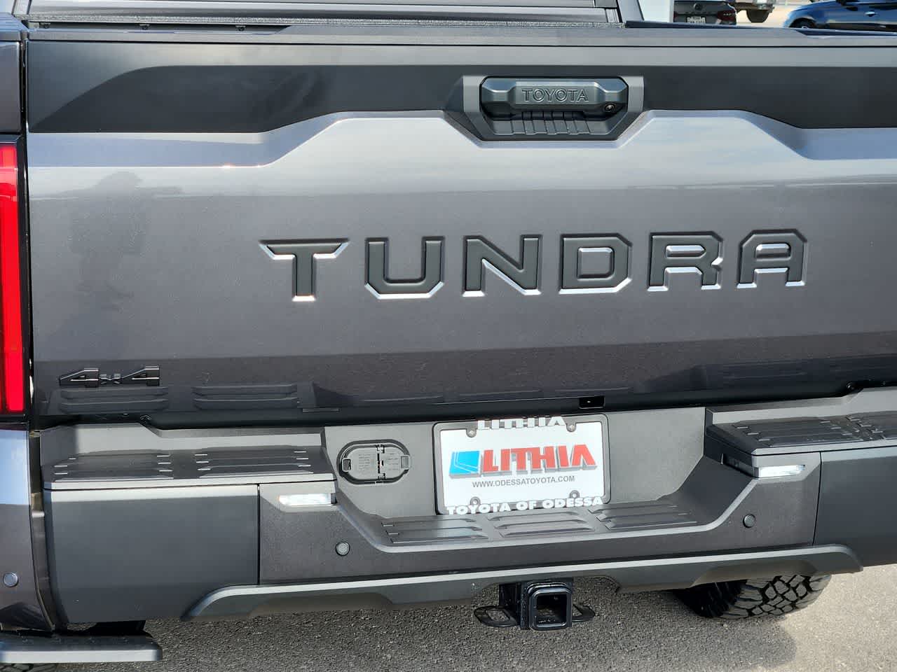 Thumbnail: 2025 Toyota Tundra - 11