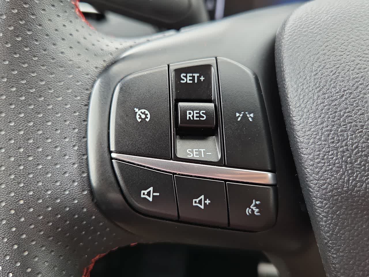 Thumbnail: 2024 Ford Escape - 23