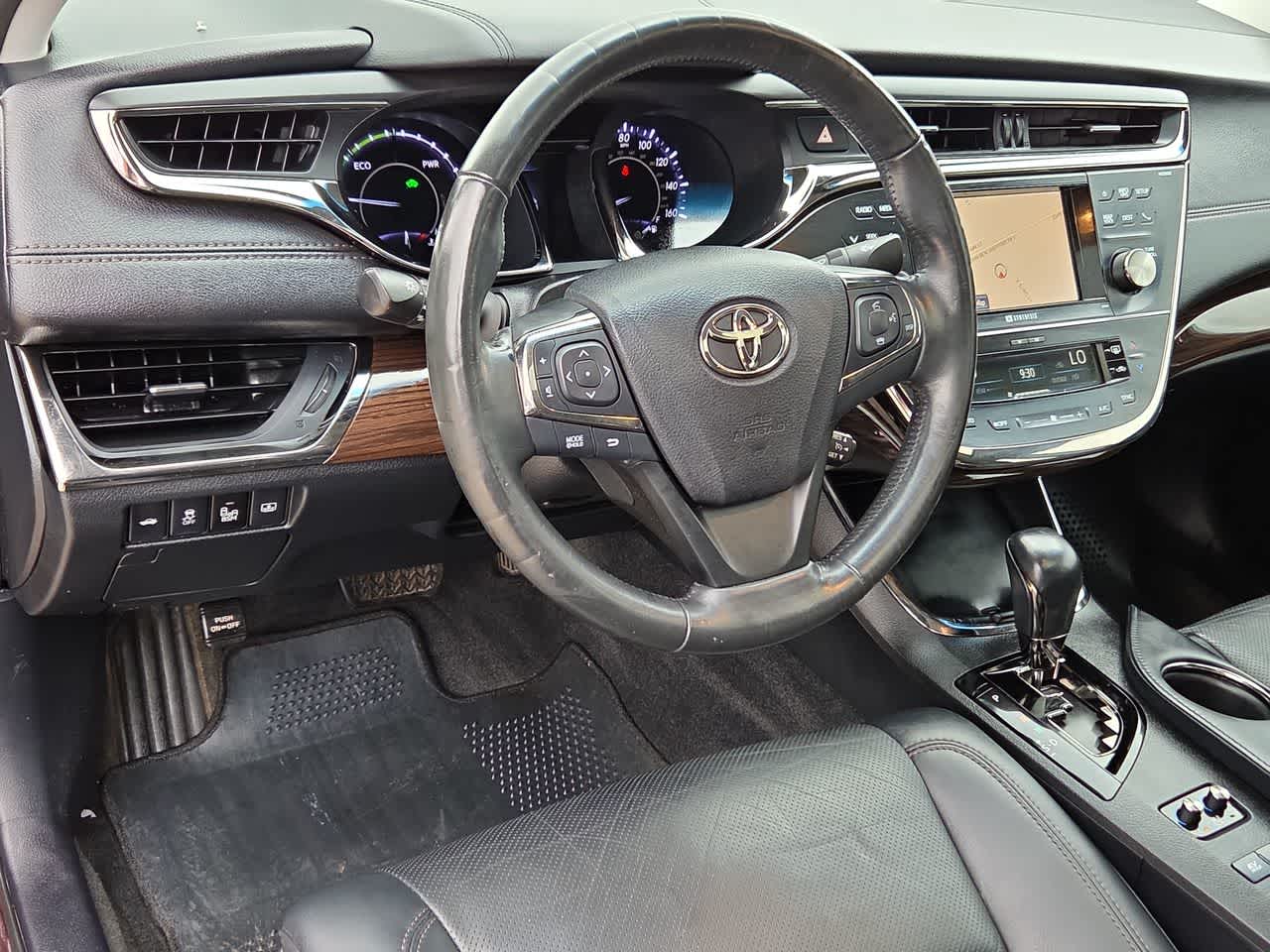 Thumbnail: 2013 Toyota Avalon - 10